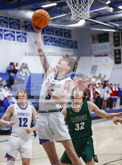 Thumbnail 2 in Fossil Ridge @ Broomfield photogallery.