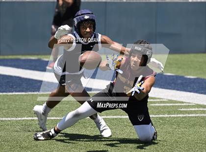 Thumbnail 3 in St. John Bosco vs. Simi Valley (Brave 8 Invitational) photogallery.