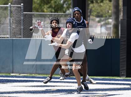 Thumbnail 2 in St. John Bosco vs. Simi Valley (Brave 8 Invitational) photogallery.