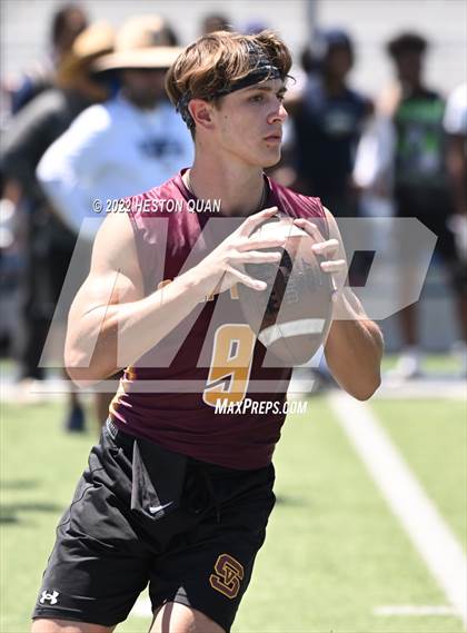 Thumbnail 1 in St. John Bosco vs. Simi Valley (Brave 8 Invitational) photogallery.