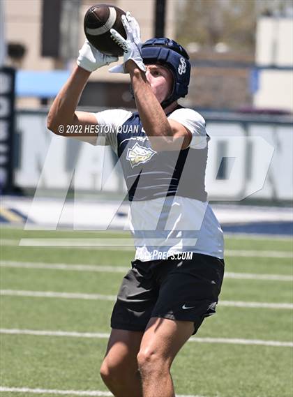 Thumbnail 1 in St. John Bosco vs. Simi Valley (Brave 8 Invitational) photogallery.