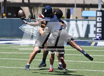 Thumbnail 1 in St. John Bosco vs. Simi Valley (Brave 8 Invitational) photogallery.