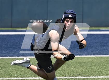 Thumbnail 1 in St. John Bosco vs. Simi Valley (Brave 8 Invitational) photogallery.