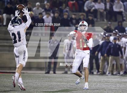 Thumbnail 3 in Steele Canyon vs. Santa Fe Christian (CIF SDS Division 2 Final) photogallery.