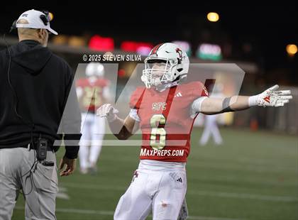 Thumbnail 3 in Steele Canyon vs. Santa Fe Christian (CIF SDS Division 2 Final) photogallery.