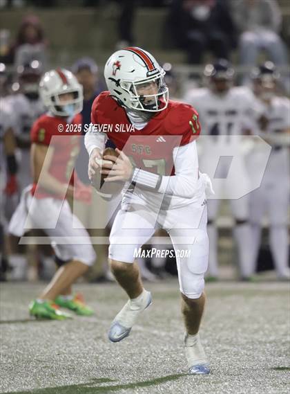 Thumbnail 1 in Steele Canyon vs. Santa Fe Christian (CIF SDS Division 2 Final) photogallery.
