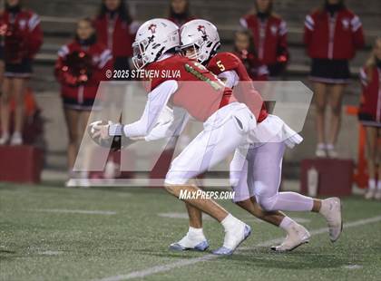 Thumbnail 3 in Steele Canyon vs. Santa Fe Christian (CIF SDS Division 2 Final) photogallery.