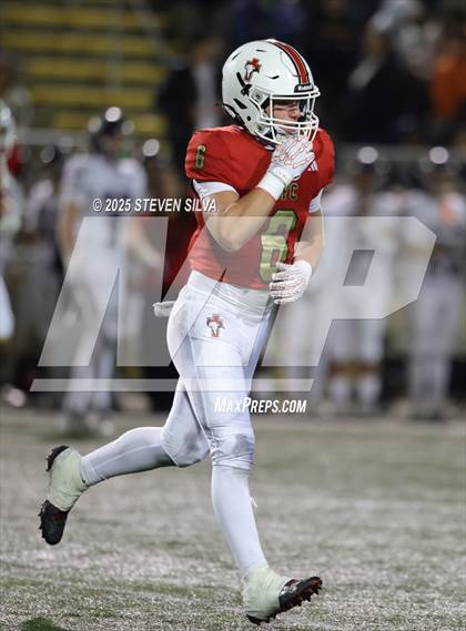Thumbnail 3 in Steele Canyon vs. Santa Fe Christian (CIF SDS Division 2 Final) photogallery.