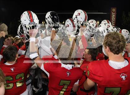 Thumbnail 3 in Steele Canyon vs. Santa Fe Christian (CIF SDS Division 2 Final) photogallery.