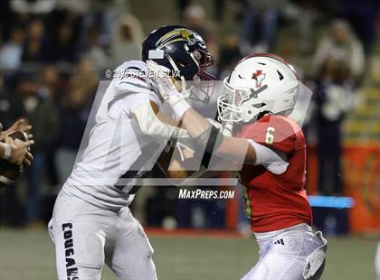 Thumbnail 1 in Steele Canyon vs. Santa Fe Christian (CIF SDS Division 2 Final) photogallery.
