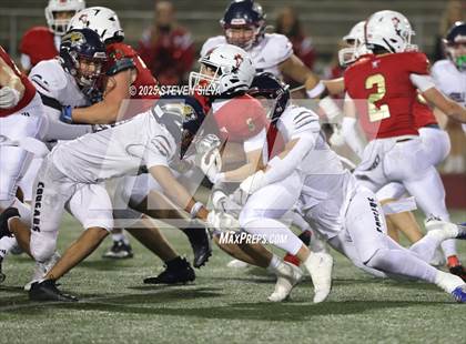 Thumbnail 1 in Steele Canyon vs. Santa Fe Christian (CIF SDS Division 2 Final) photogallery.