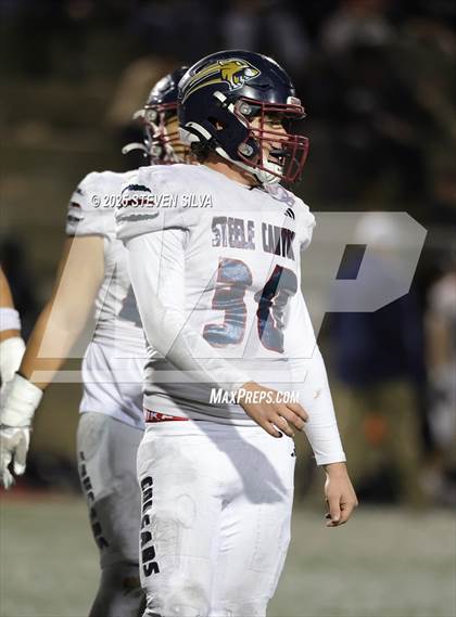 Thumbnail 1 in Steele Canyon vs. Santa Fe Christian (CIF SDS Division 2 Final) photogallery.