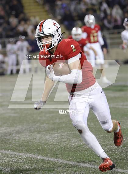 Thumbnail 3 in Steele Canyon vs. Santa Fe Christian (CIF SDS Division 2 Final) photogallery.