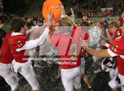Thumbnail 2 in Steele Canyon vs. Santa Fe Christian (CIF SDS Division 2 Final) photogallery.