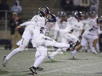 Thumbnail 3 in Steele Canyon vs. Santa Fe Christian (CIF SDS Division 2 Final) photogallery.