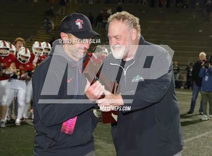 Thumbnail 1 in Steele Canyon vs. Santa Fe Christian (CIF SDS Division 2 Final) photogallery.