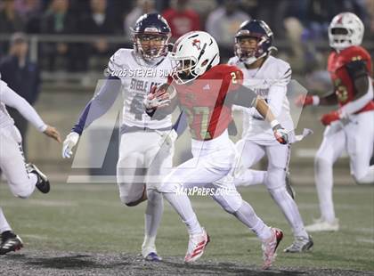 Thumbnail 3 in Steele Canyon vs. Santa Fe Christian (CIF SDS Division 2 Final) photogallery.