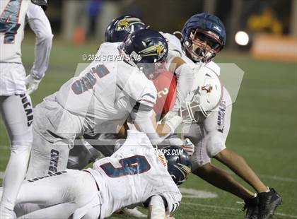 Thumbnail 2 in Steele Canyon vs. Santa Fe Christian (CIF SDS Division 2 Final) photogallery.