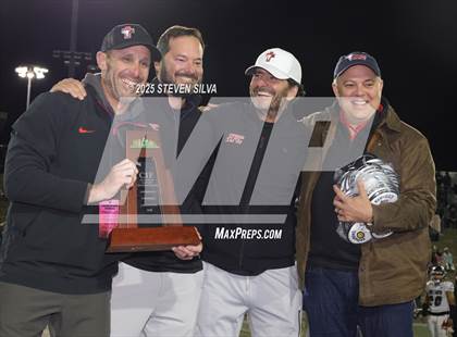 Thumbnail 3 in Steele Canyon vs. Santa Fe Christian (CIF SDS Division 2 Final) photogallery.