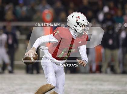 Thumbnail 3 in Steele Canyon vs. Santa Fe Christian (CIF SDS Division 2 Final) photogallery.