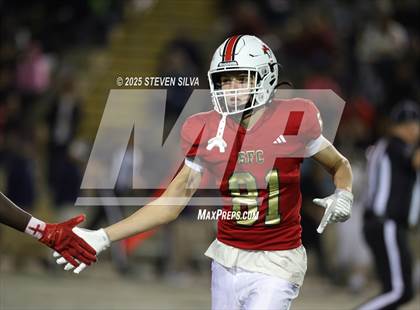 Thumbnail 3 in Steele Canyon vs. Santa Fe Christian (CIF SDS Division 2 Final) photogallery.