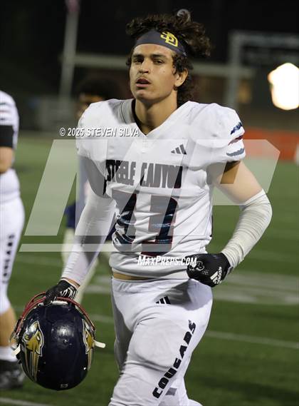 Thumbnail 1 in Steele Canyon vs. Santa Fe Christian (CIF SDS Division 2 Final) photogallery.