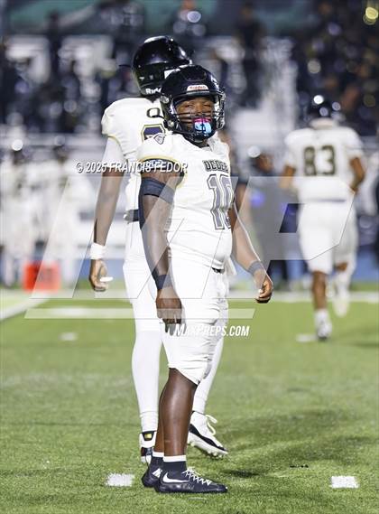 Thumbnail 1 in Ocoee @ Sumner (FHSAA 7A Regional) photogallery.