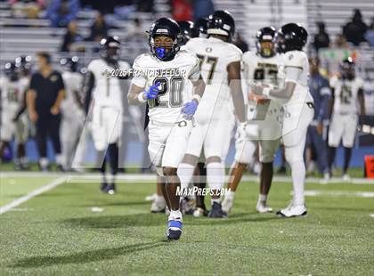 Thumbnail 3 in Ocoee @ Sumner (FHSAA 7A Regional) photogallery.