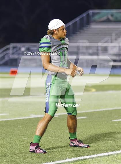 Thumbnail 1 in Ocoee @ Sumner (FHSAA 7A Regional) photogallery.