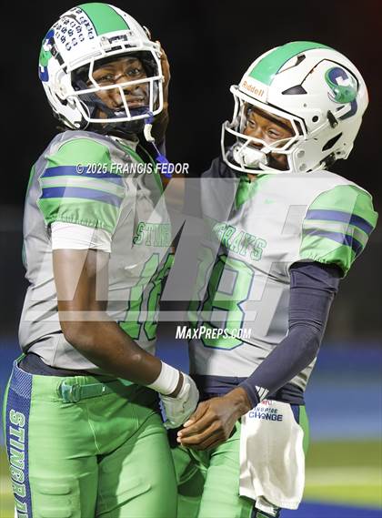 Thumbnail 1 in Ocoee @ Sumner (FHSAA 7A Regional) photogallery.