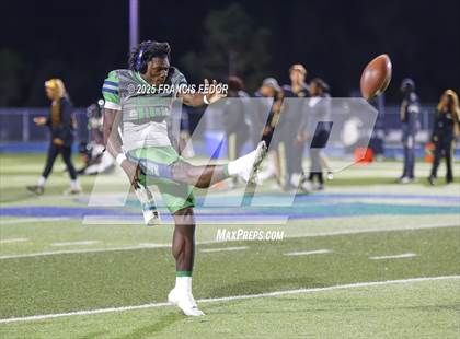 Thumbnail 2 in Ocoee @ Sumner (FHSAA 7A Regional) photogallery.