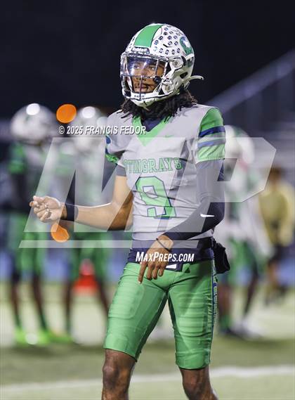 Thumbnail 3 in Ocoee @ Sumner (FHSAA 7A Regional) photogallery.