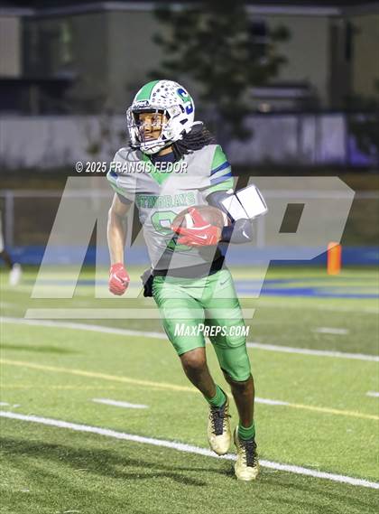 Thumbnail 1 in Ocoee @ Sumner (FHSAA 7A Regional) photogallery.