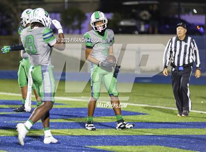 Thumbnail 1 in Ocoee @ Sumner (FHSAA 7A Regional) photogallery.