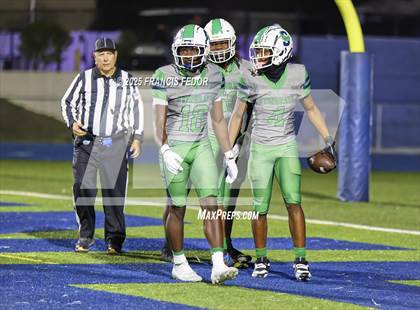 Thumbnail 2 in Ocoee @ Sumner (FHSAA 7A Regional) photogallery.