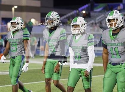 Thumbnail 1 in Ocoee @ Sumner (FHSAA 7A Regional) photogallery.