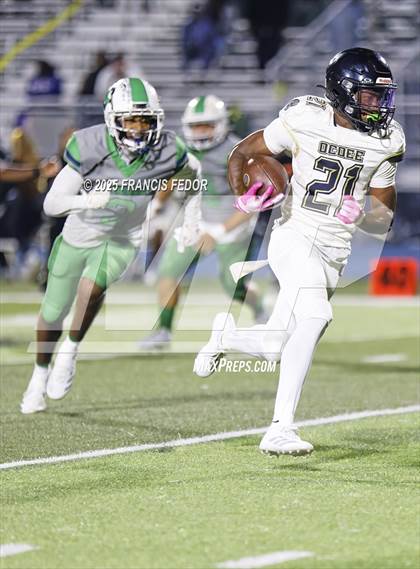 Thumbnail 3 in Ocoee @ Sumner (FHSAA 7A Regional) photogallery.