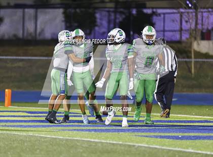 Thumbnail 1 in Ocoee @ Sumner (FHSAA 7A Regional) photogallery.