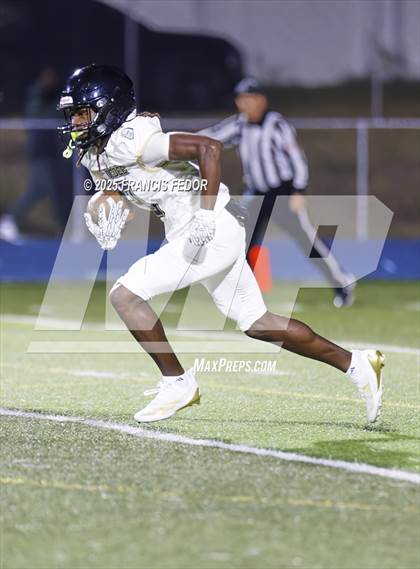 Thumbnail 3 in Ocoee @ Sumner (FHSAA 7A Regional) photogallery.