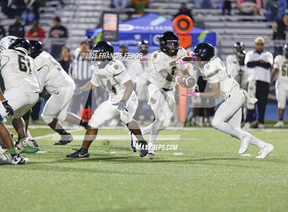Thumbnail 1 in Ocoee @ Sumner (FHSAA 7A Regional) photogallery.