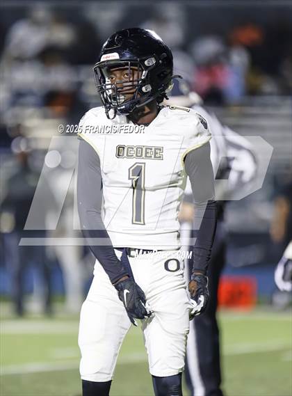 Thumbnail 3 in Ocoee @ Sumner (FHSAA 7A Regional) photogallery.