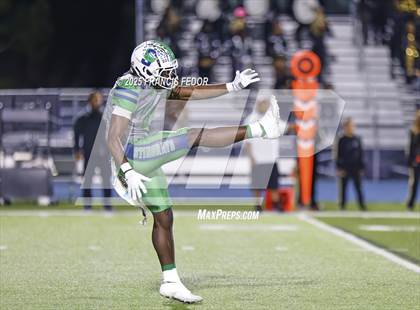 Thumbnail 1 in Ocoee @ Sumner (FHSAA 7A Regional) photogallery.