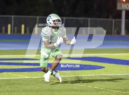 Thumbnail 2 in Ocoee @ Sumner (FHSAA 7A Regional) photogallery.