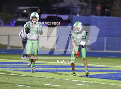 Thumbnail 1 in Ocoee @ Sumner (FHSAA 7A Regional) photogallery.