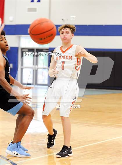 Thumbnail 1 in Sam Rayburn vs. Alvin (McDonald's Texas Invitational) photogallery.