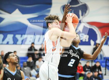 Thumbnail 2 in Sam Rayburn vs. Alvin (McDonald's Texas Invitational) photogallery.