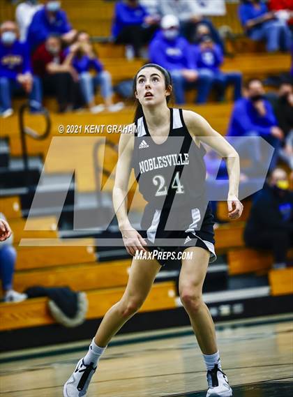 Thumbnail 1 in Noblesville vs Carmel (IHSAA 4A Sectional Championship) photogallery.