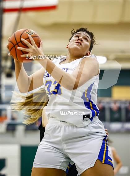 Thumbnail 3 in Noblesville vs Carmel (IHSAA 4A Sectional Championship) photogallery.