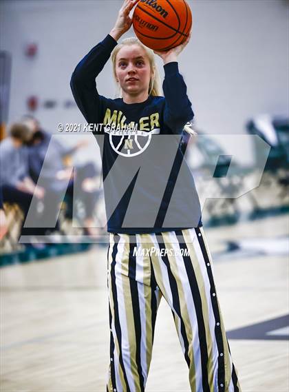 Thumbnail 2 in Noblesville vs Carmel (IHSAA 4A Sectional Championship) photogallery.