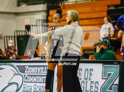 Thumbnail 3 in Noblesville vs Carmel (IHSAA 4A Sectional Championship) photogallery.